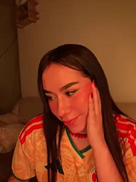 Snapshot of Im_Valen_Cute chatting on June 28, 2026, 3:56 am Im Valen Cute online show from June 28, 2026, 3:56 am
