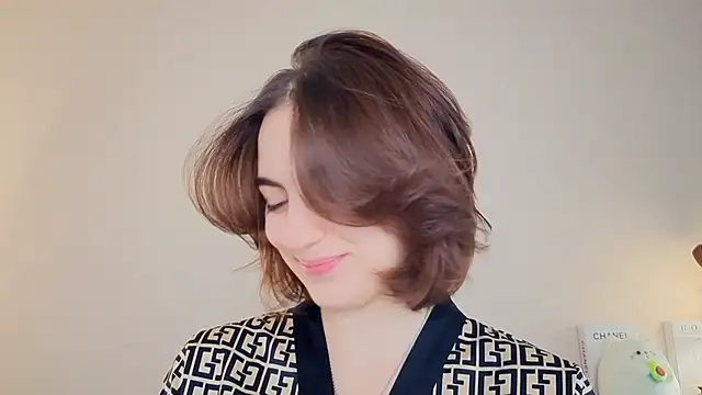 DracosMoon online show from April 21, 2026, 7:25 am