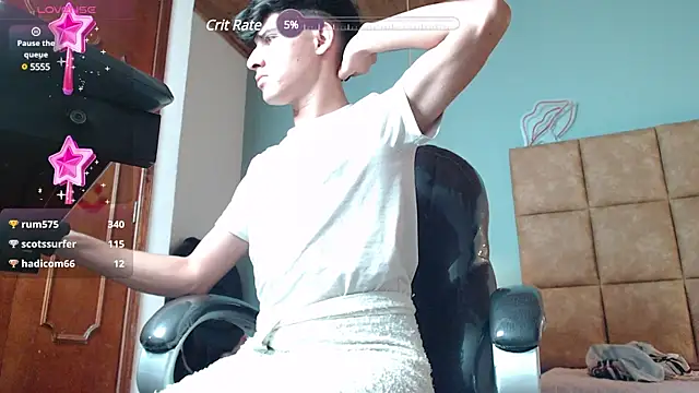 Snapshot of Dyla_n18 chatting on January 26, 2025, 2:52 pm Dyla n18 online show from January 26, 2025, 2:52 pm
