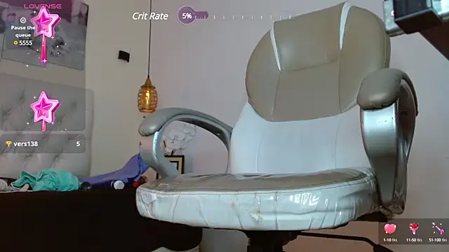 Snapshot of Dyla_n18 chatting on March 9, 2025, 10:52 pm Dyla n18 online show from March 9, 2025, 10:52 pm
