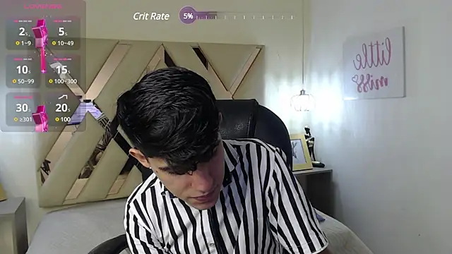 Snapshot of Dyla_n18 chatting on March 12, 2025, 7:38 pm Dyla n18 online show from March 12, 2025, 7:38 pm