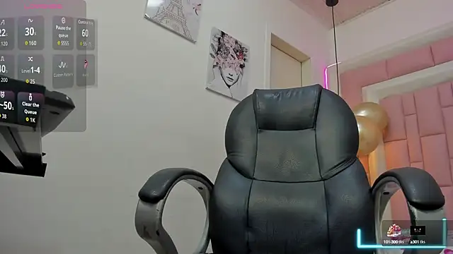 Snapshot of Dyla_n18 chatting on October 12, 2025, 11:48 pm Dyla n18 online show from October 12, 2025, 11:48 pm