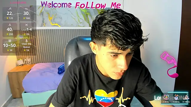 Snapshot of Dyla_n18 chatting on June 25, 2026, 6:56 pm Dyla n18 online show from June 25, 2026, 6:56 pm
