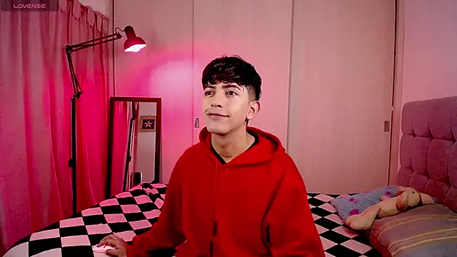 teobowny  online show from January 10, 2025, 2:23 pm