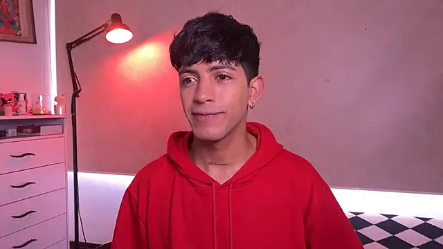 teobowny  online show from October 10, 2025, 4:06 pm