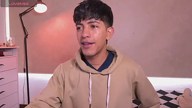 teobowny  online show from January 11, 2026, 3:28 pm