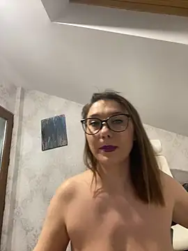 AmberElixir online show from March 16, 2025, 11:04 pm