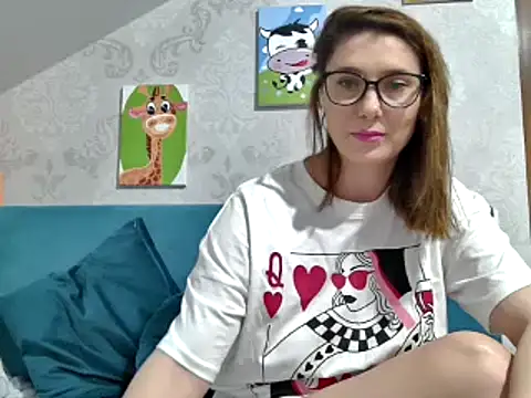 AmberElixir online show from March 19, 2025, 8:11 pm