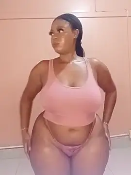 Luciouslips00 online show from April 19, 2026, 12:59 pm