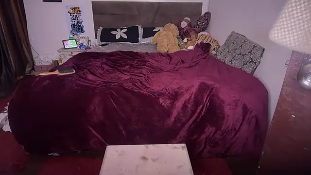 HornyBabe  online show from February 18, 2026, 5:53 pm