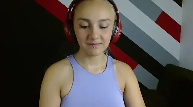 Alterego1   online show from February 10, 2025, 5:52 pm