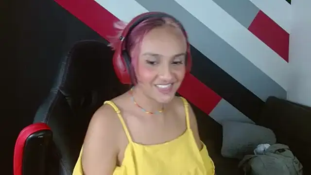 Alterego1   online show from February 16, 2025, 9:16 pm