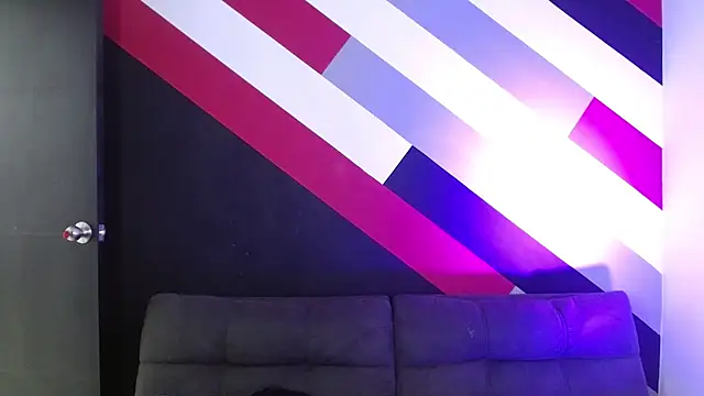 Alterego1   online show from March 10, 2025, 5:29 pm