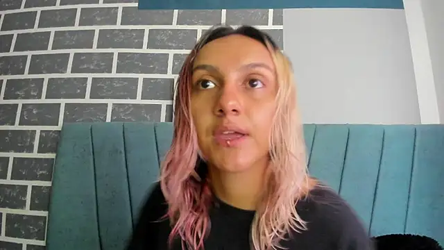 Alterego1   online show from October 12, 2025, 11:42 am