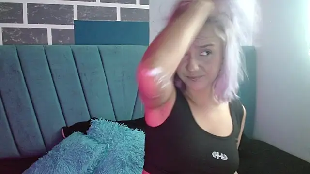 Alterego1   online show from November 11, 2025, 11:32 am