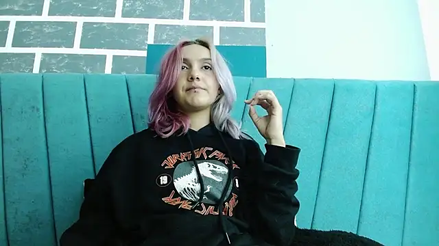 Alterego1   online show from November 29, 2025, 4:21 pm