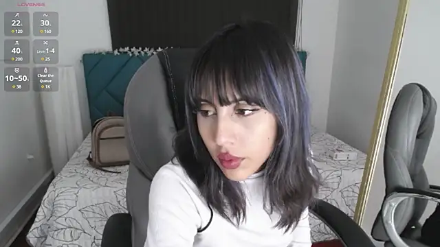 Snapshot of Kitty_Pam chatting on December 19, 2024, 10:02 am Kitty Pam online show from December 19, 2024, 10:02 am