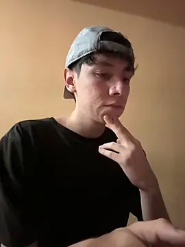 Omaaaaaaa00001 online show from September 12, 2025, 4:29 pm