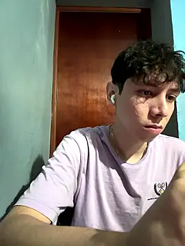 Omaaaaaaa00001 online show from January 16, 2026, 7:51 pm