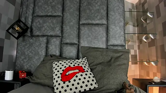 Corina Taylor  online show from January 23, 2025, 11:48 am