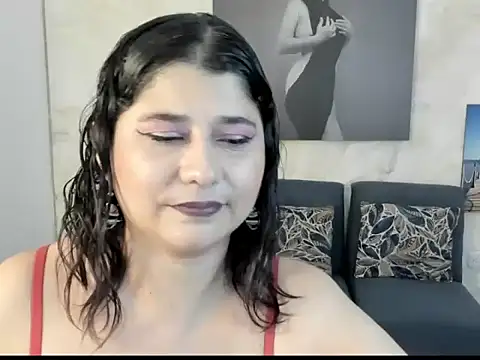 Snapshot of alinabozz1 chatting on June 2, 2026, 5:53 am alinabozz1 online show from June 2, 2026, 5:53 am