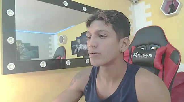 mau elixxx online show from January 13, 2025, 1:56 am