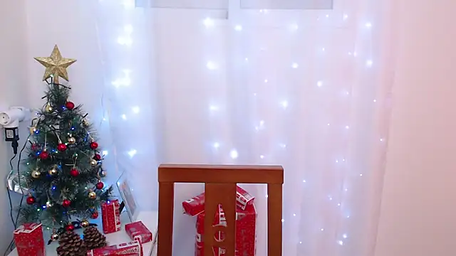 Genesisgems11  online show from December 13, 2024, 6:31 am