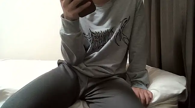 YU-KI00 online show from March 12, 2025, 1:08 pm