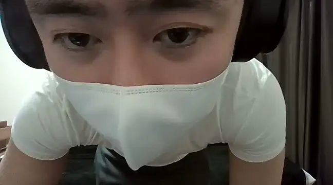 YU-KI00 online show from March 18, 2025, 1:20 pm