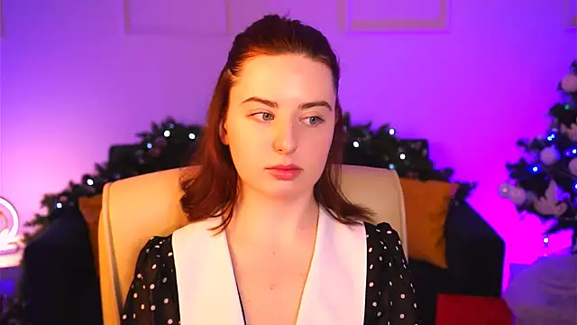 AnnTerry  online show from January 13, 2025, 8:47 am