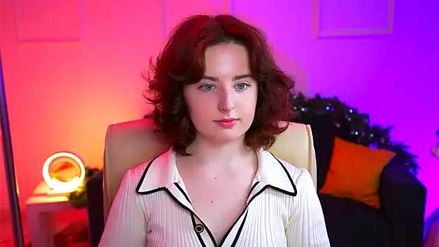 AnnTerry  online show from February 4, 2025, 8:46 am