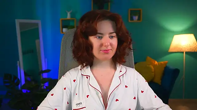 AnnTerry  online show from February 11, 2025, 11:32 am