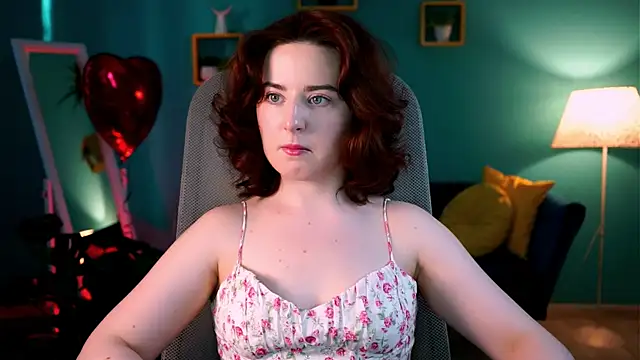 AnnTerry  online show from February 13, 2025, 12:11 pm