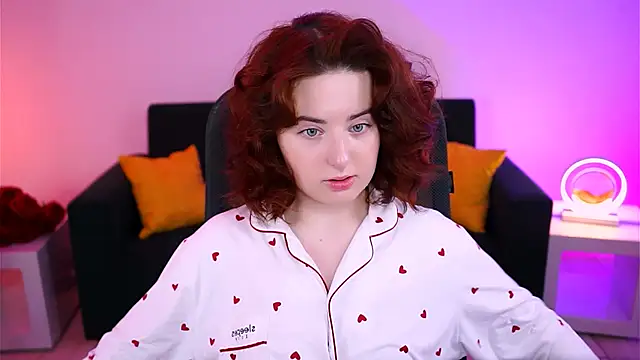 AnnTerry  online show from February 14, 2025, 8:21 am