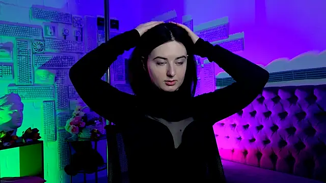 AnnTerry  online show from March 18, 2025, 12:47 pm