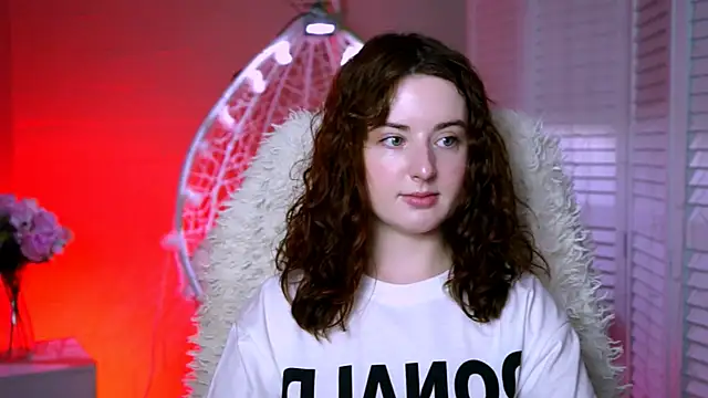 AnnTerry  online show from October 23, 2025, 12:26 pm