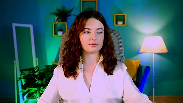 AnnTerry  online show from December 4, 2025, 12:58 pm