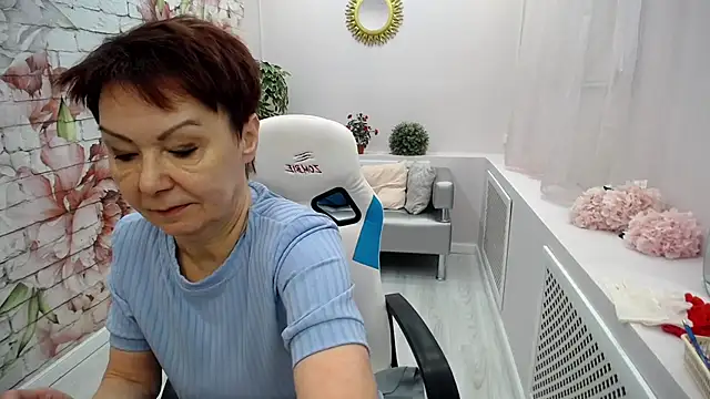 Cutie Asya online show from March 10, 2025, 4:28 am