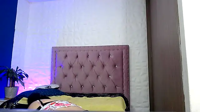 Snapshot of may_prg chatting on December 23, 2024, 10:42 am may prg online show from December 23, 2024, 10:42 am