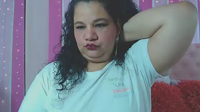 Snapshot of may_prg chatting on January 29, 2025, 2:30 am may prg online show from January 29, 2025, 2:30 am