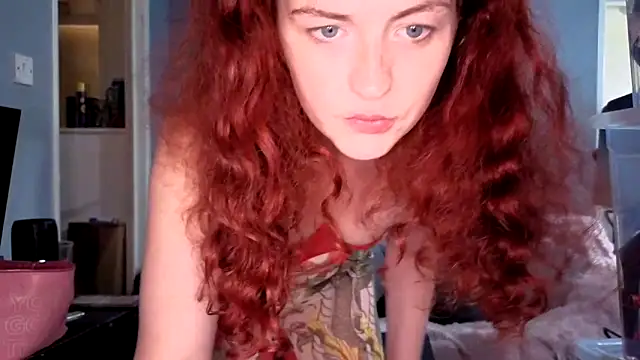 Snapshot of ENGLISHEMILY_69 chatting on September 23, 2025, 11:35 am ENGLISHEMILY 69 online show from September 23, 2025, 11:35 am