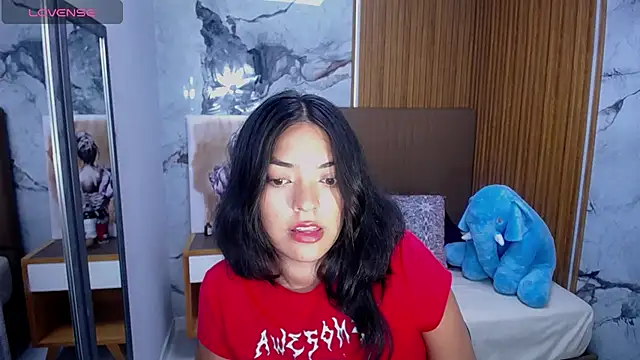 DENISERICHARD2 online show from November 7, 2025, 2:55 am