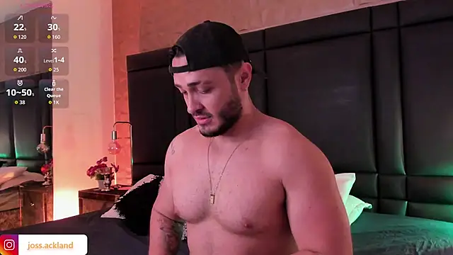 JossAckland online show from November 4, 2025, 8:08 pm