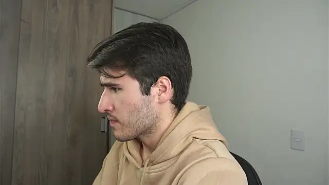 Tony Wylie online show from February 3, 2025, 10:21 pm