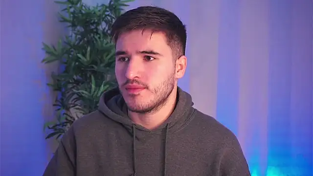 Tony Wylie online show from November 25, 2025, 10:26 am