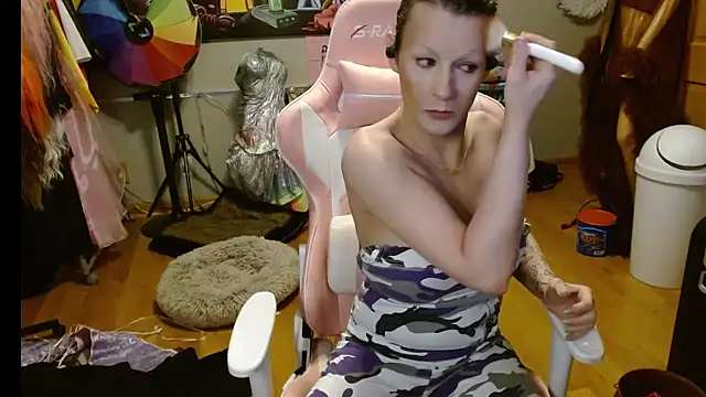 Snapshot of jessy0504 chatting on February 4, 2025, 11:27 pm jessy0504 online show from February 4, 2025, 11:27 pm
