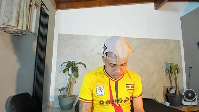 Snapshot of ada-brooke chatting on February 18, 2025, 3:42 am ada-brooke online show from February 18, 2025, 3:42 am