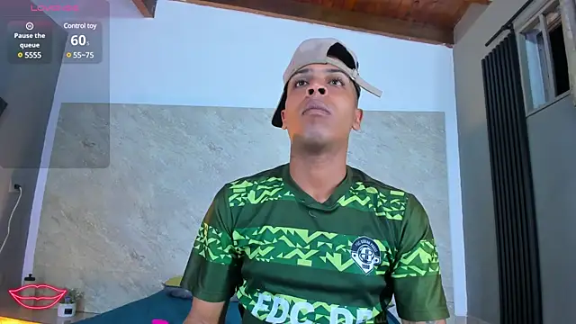 Snapshot of ada-brooke chatting on March 18, 2025, 3:42 am ada-brooke online show from March 18, 2025, 3:42 am