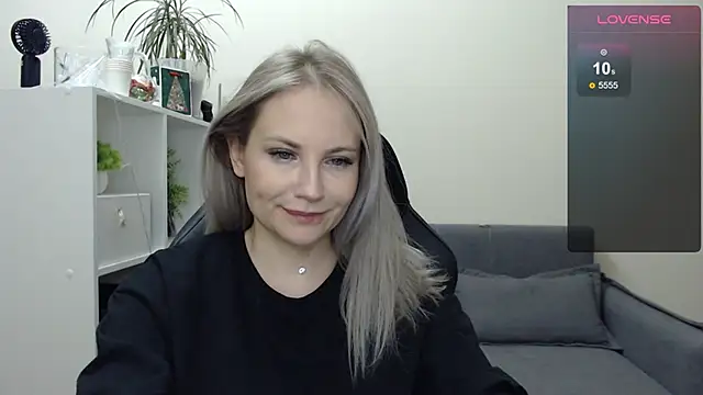 Sunny bunny6 online show from January 22, 2025, 11:10 pm