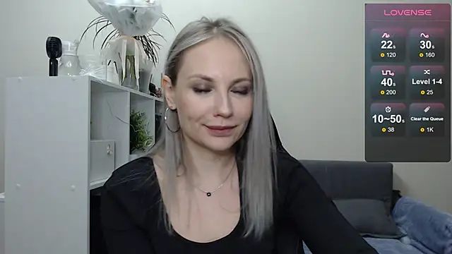 Sunny bunny6 online show from February 16, 2025, 8:00 pm